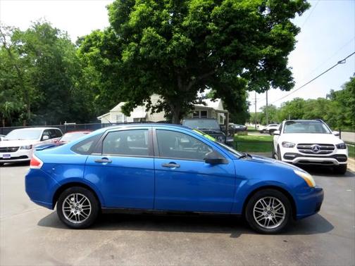 2010 Ford Focus SE