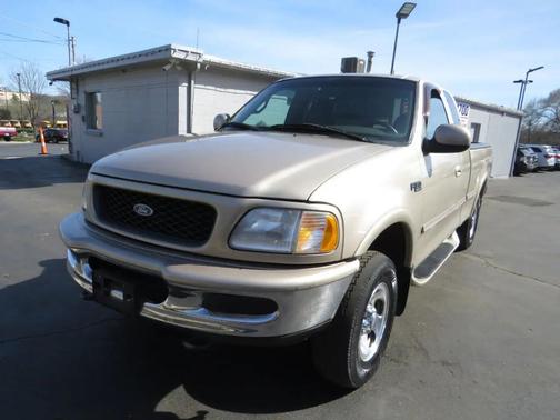 1997 Ford F-150 Lariat SuperCab
