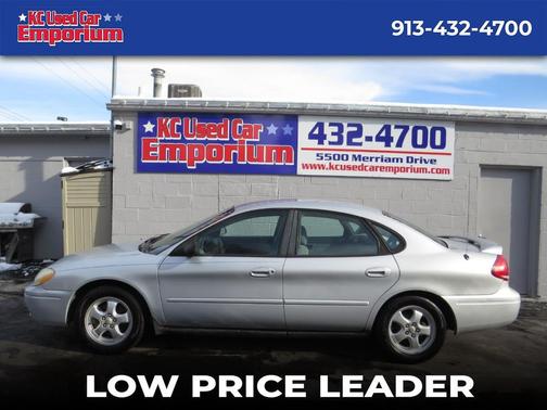 2006 Ford Taurus 4dr Sdn SE