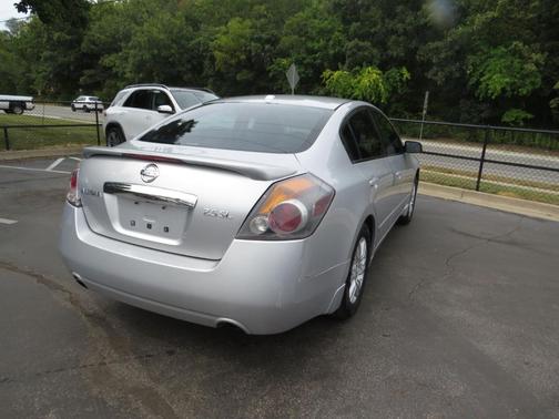 2010 Nissan Altima 2.5 SL