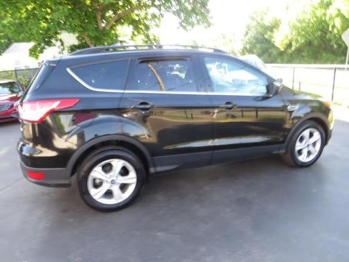 Black 2013 Ford Escape SE