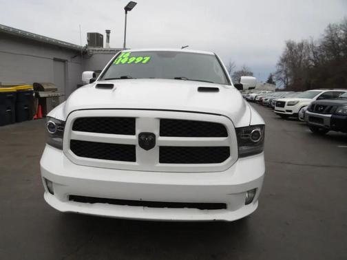 2016 RAM 1500 Sport
