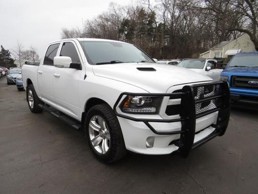 2016 RAM 1500 Sport