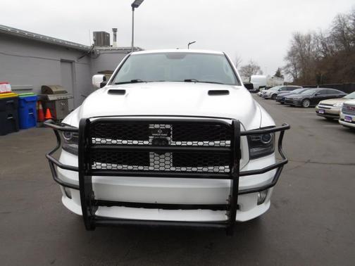 2016 RAM 1500 Sport
