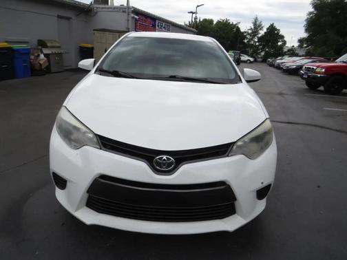 White 2016 Toyota Corolla S w/Special Edition Pkg