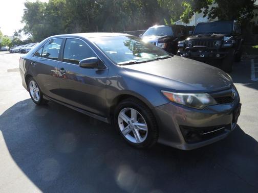 2014 Toyota Camry SE Sport