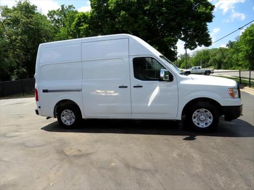 2018 Nissan NV Cargo NV2500 HD SV V8