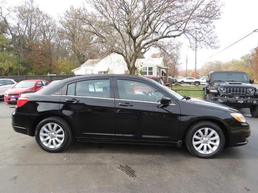 2012 Chrysler 200 Touring