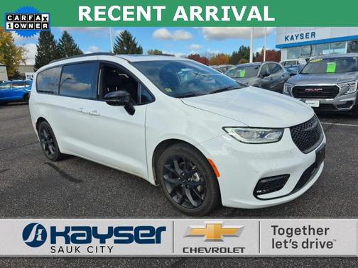 2025 Chrysler Pacifica Limited