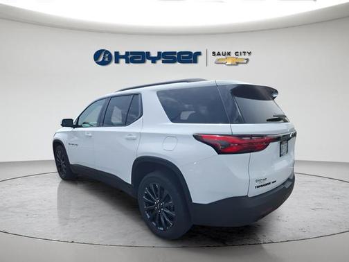 Summit White 2022 Chevrolet Traverse RS