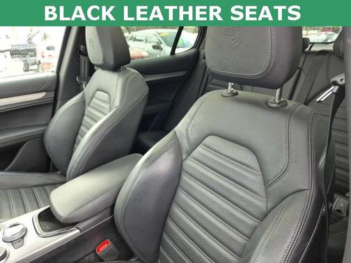 2024 Alfa Romeo Stelvio Veloce AWD