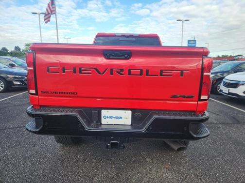 2025 Chevrolet Silverado 2500 4WD Crew Cab Standard Bed ZR2