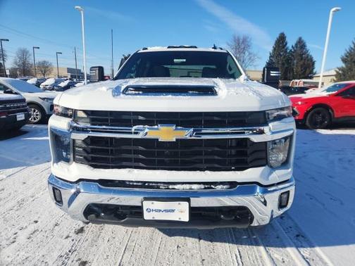 2026 Chevrolet Silverado 3500 LT
