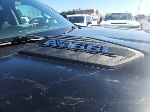 Black 2024 Chevrolet Silverado 2500 Custom