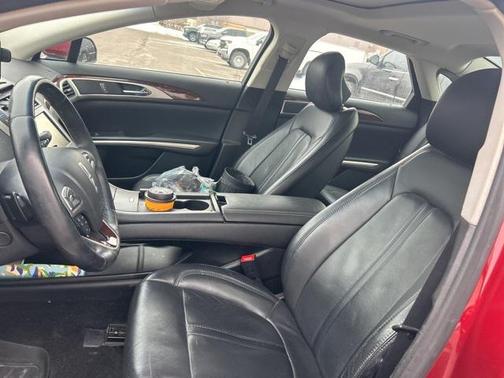 2016 Lincoln MKZ Base