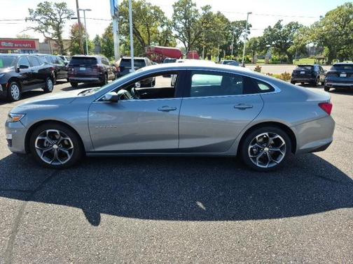 2023 Chevrolet Malibu FWD 1LT