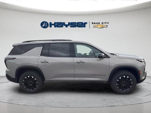 Sandstone Gray 2027 Chevrolet Traverse AWD Z71