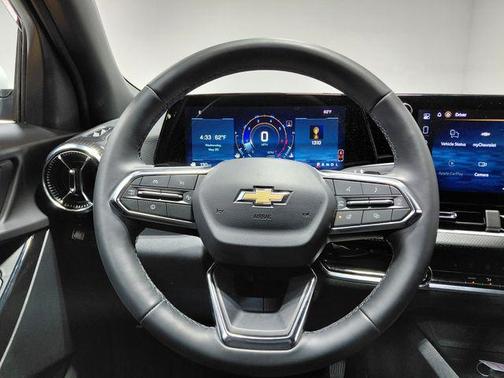 Summit White 2026 Chevrolet Equinox 1LT