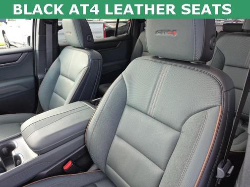 2024 GMC Acadia AWD AT4