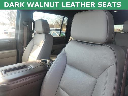 2024 GMC Yukon XL SLT