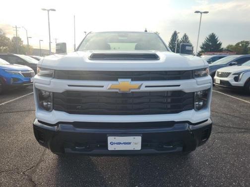 2026 Chevrolet Silverado 2500 Custom
