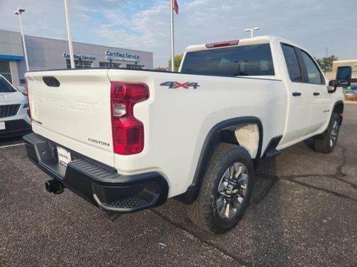 2026 Chevrolet Silverado 2500 Custom