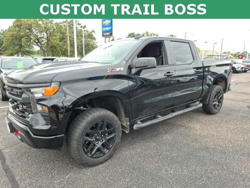 2024 Chevrolet Silverado 1500 Custom Trail Boss