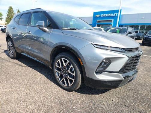 Sterling Gray Metallic 2025 Chevrolet Blazer RS