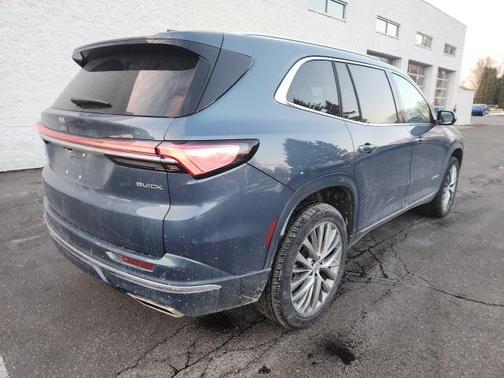 2025 Buick Enclave Avenir FWD