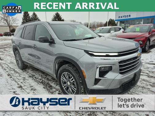 2025 Chevrolet Traverse LT