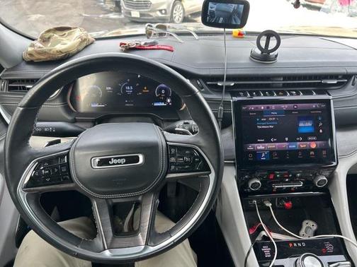 2022 Jeep Grand Cherokee L Overland