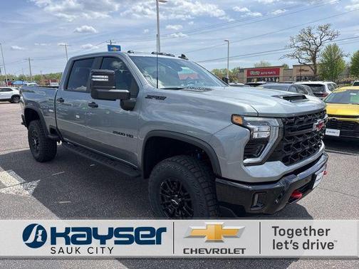 Sterling Gray Metallic 2026 Chevrolet Silverado 2500 Crew Cab, Standard Bed, XR2, 4WD