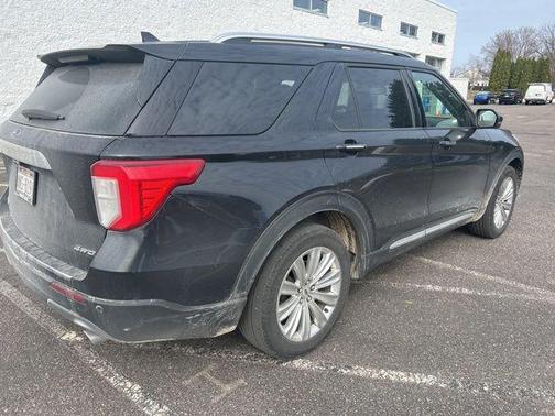 Agate Black Metallic 2022 Ford Explorer Limited