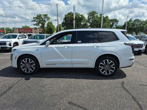 Crystal White Tricoat 2024 Cadillac XT6 Sport AWD