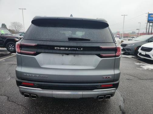 2024 GMC Acadia Denali