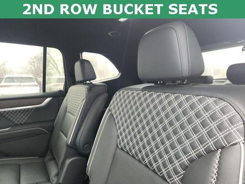 2024 GMC Acadia Denali