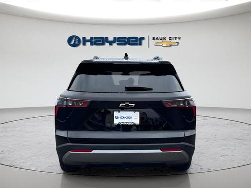 Mosaic Black Metallic 2026 Chevrolet Equinox 1LT