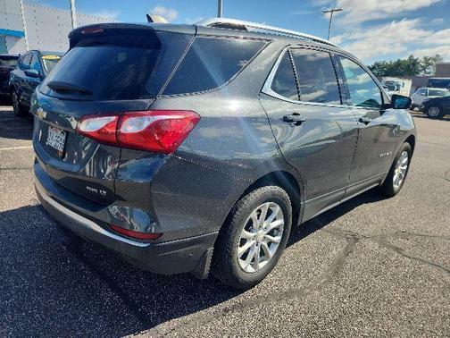 Nightfall Gray Metallic 2018 Chevrolet Equinox LT