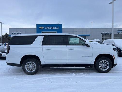 2026 Chevrolet Suburban LT