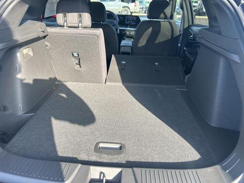 Mosaic Black Metallic 2026 Chevrolet Trax FWD 1RS