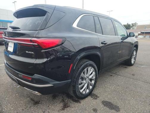 2025 Buick Enclave Preferred FWD