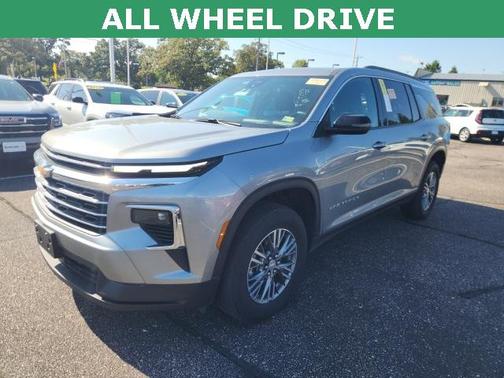 2025 Chevrolet Traverse LT