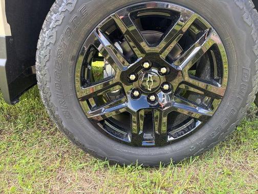 White Sands 2026 Chevrolet Silverado 1500 RST