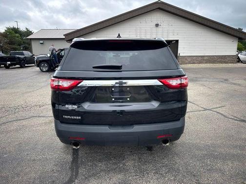 Mosaic Black Metallic 2019 Chevrolet Traverse LS