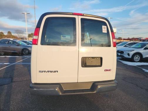 2024 GMC Savana 2500 Work Van