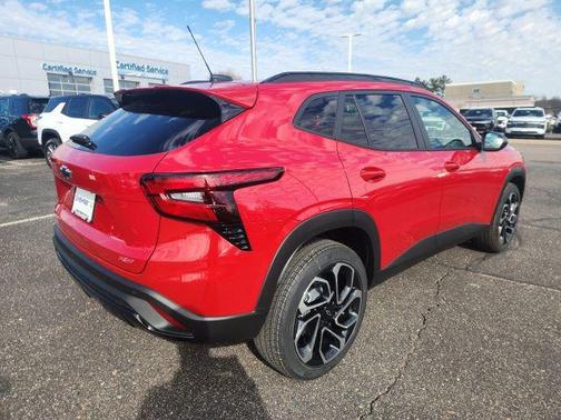 Apex Red 2026 Chevrolet Trax FWD 2RS