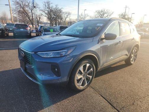 2025 Ford Escape Platinum