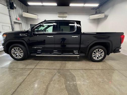 Onyx Black 2026 GMC Sierra 1500 Denali