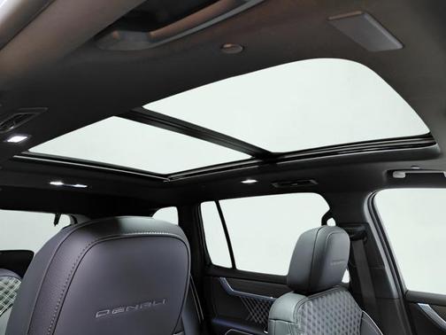 Ebony Twilight Metallic 2025 GMC Acadia Denali