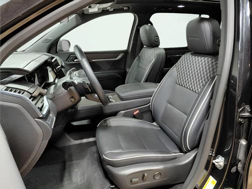 Ebony Twilight Metallic 2025 GMC Acadia Denali
